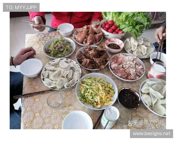 潘展乐每天吃五顿饭，训练完直接睡泳池边？